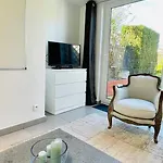 Charmante Petite Maison Flamande 봉듀